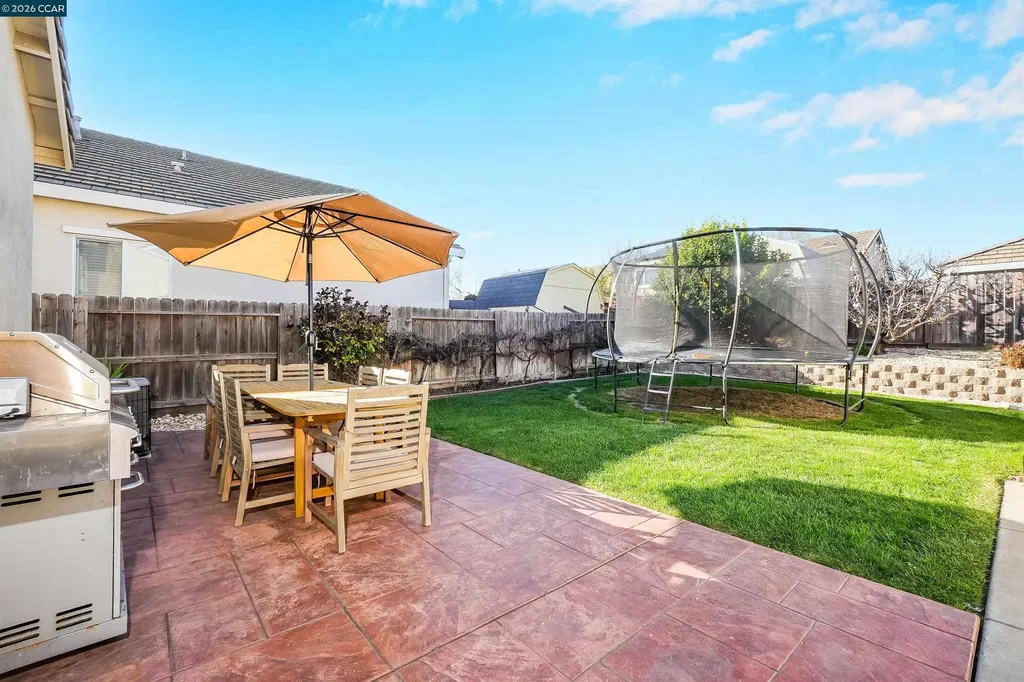 1633 Savannah Lane Suisun City CA 94585