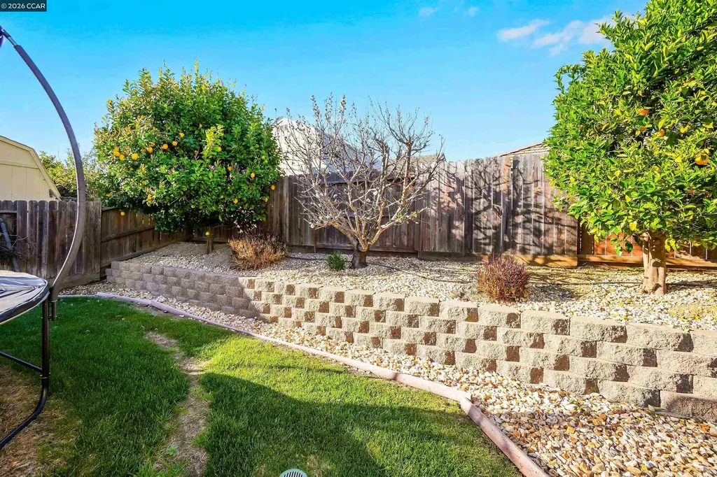 1633 Savannah Lane Suisun City CA 94585