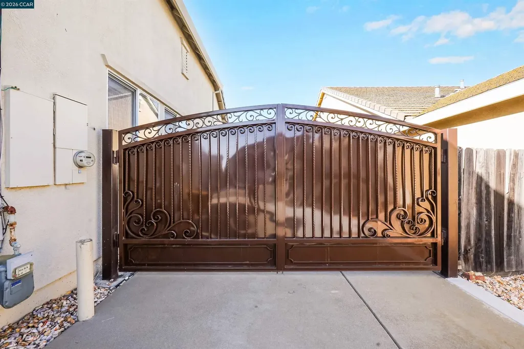 1633 Savannah Lane Suisun City CA 94585