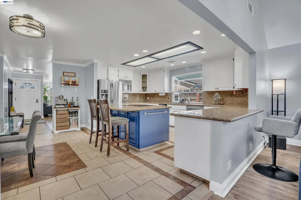 31262 San Andreas Drive Union City CA 94587