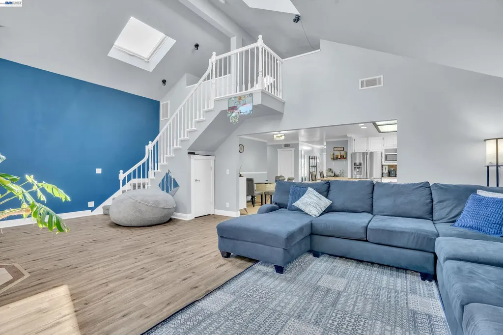 31262 San Andreas Drive Union City CA 94587