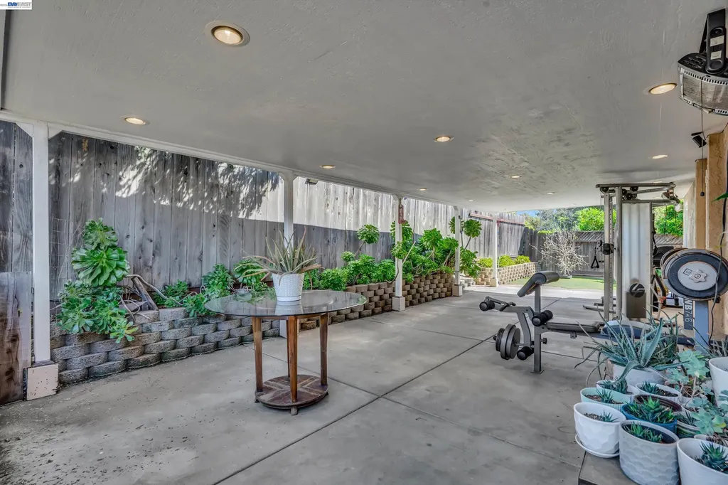 31262 San Andreas Drive Union City CA 94587