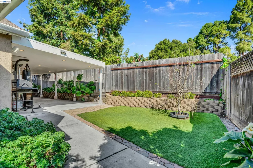 31262 San Andreas Drive Union City CA 94587