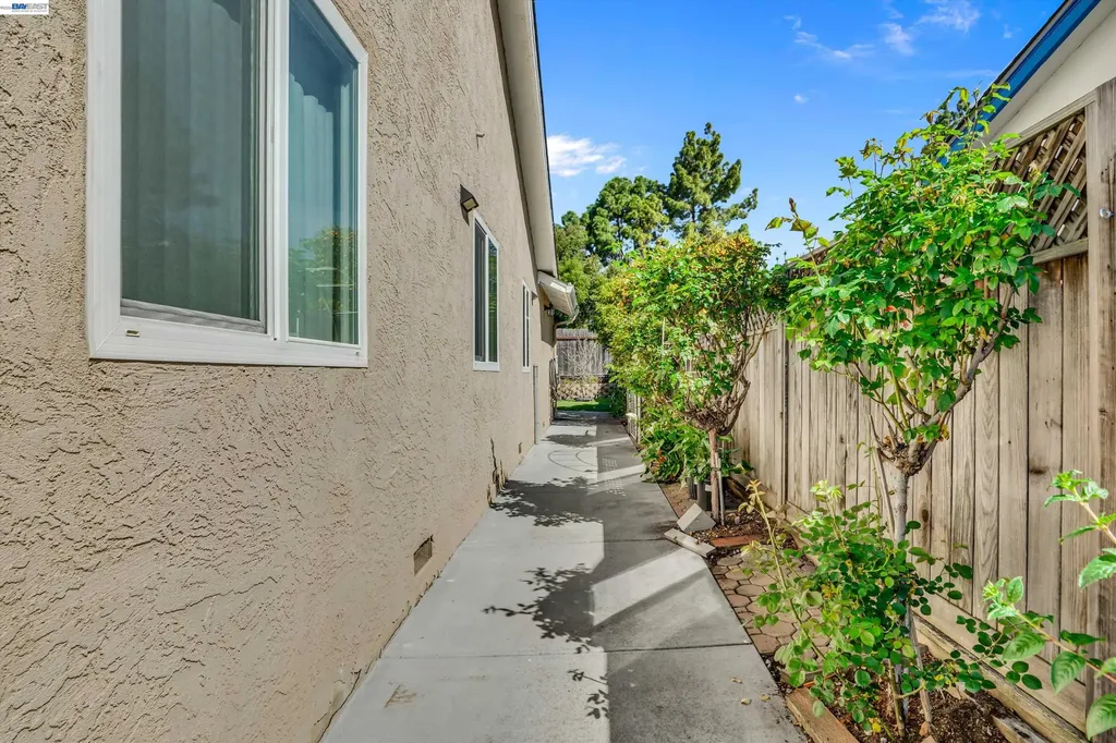 31262 San Andreas Drive Union City CA 94587