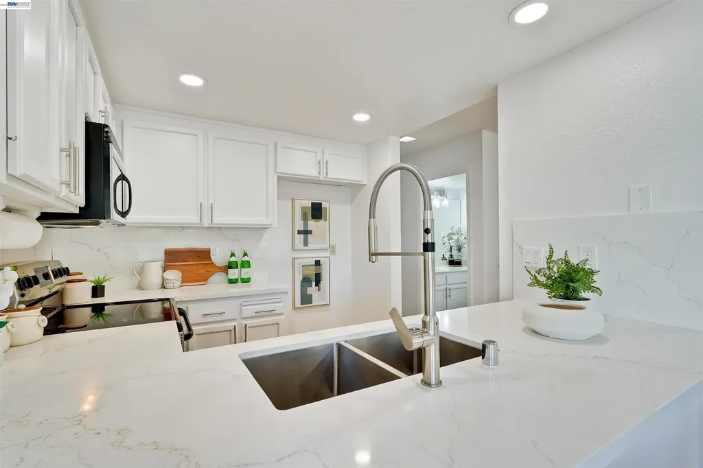 34743 Chanel Terrace Fremont CA 94555