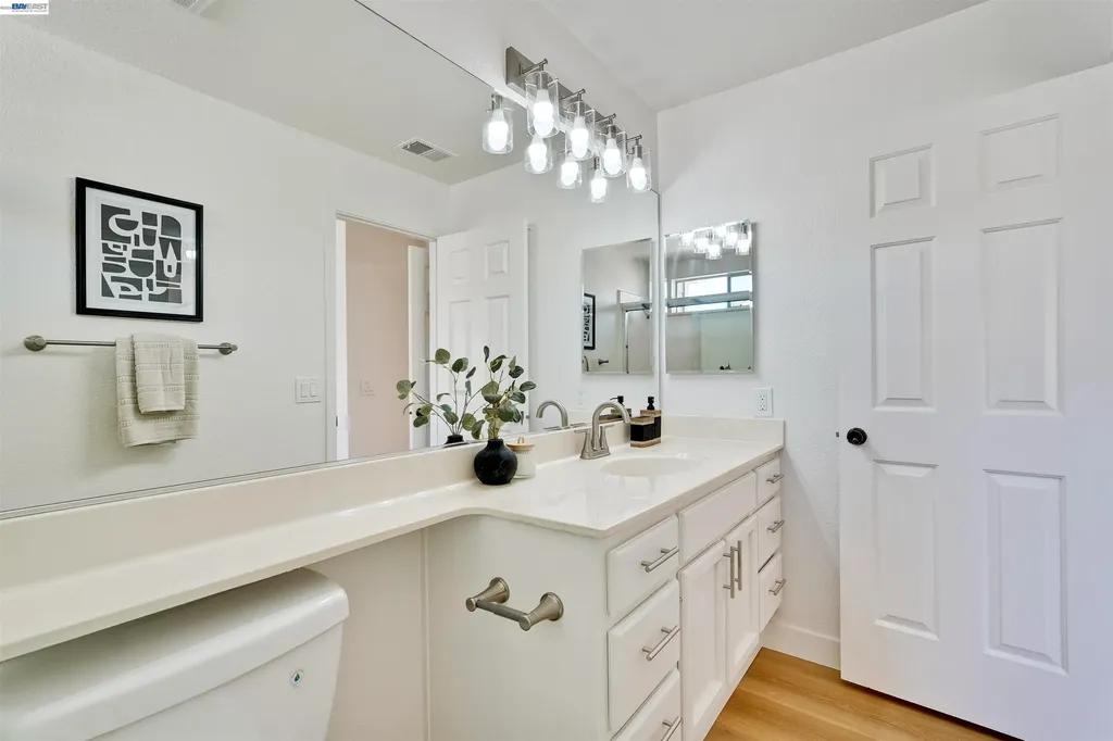 34743 Chanel Terrace Fremont CA 94555