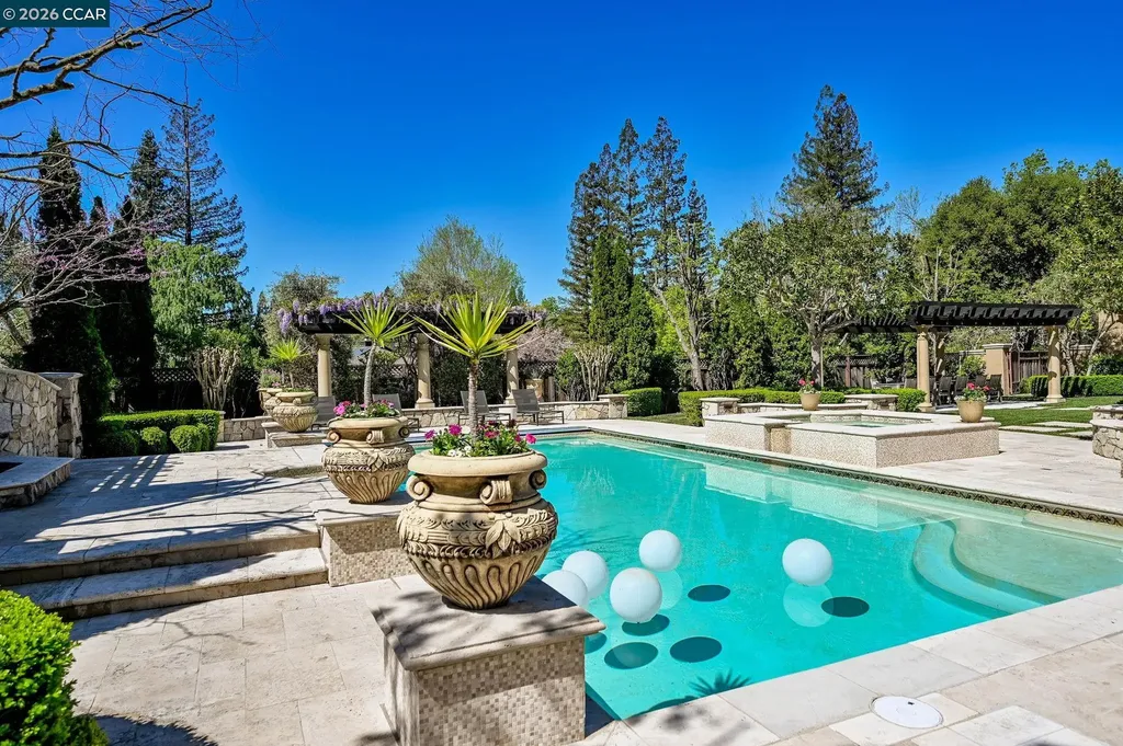 2080 Calle Los Callados Diablo CA 94528