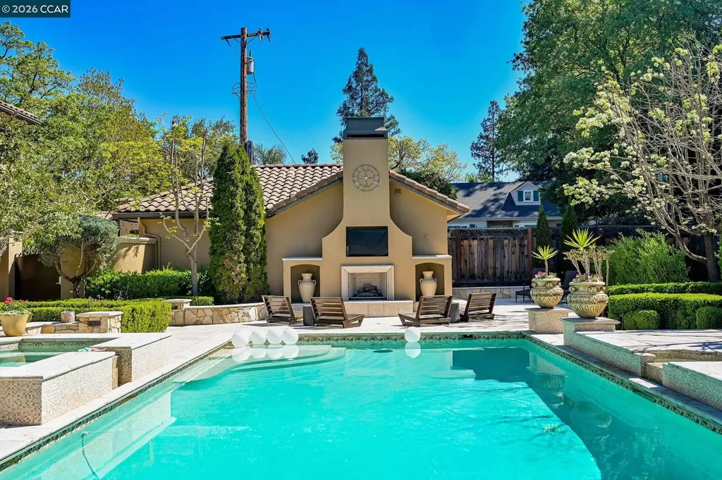 2080 Calle Los Callados Diablo CA 94528