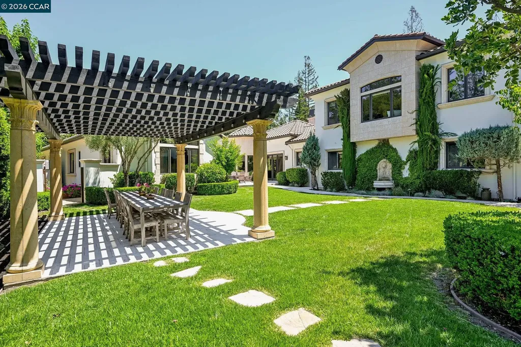 2080 Calle Los Callados Diablo CA 94528