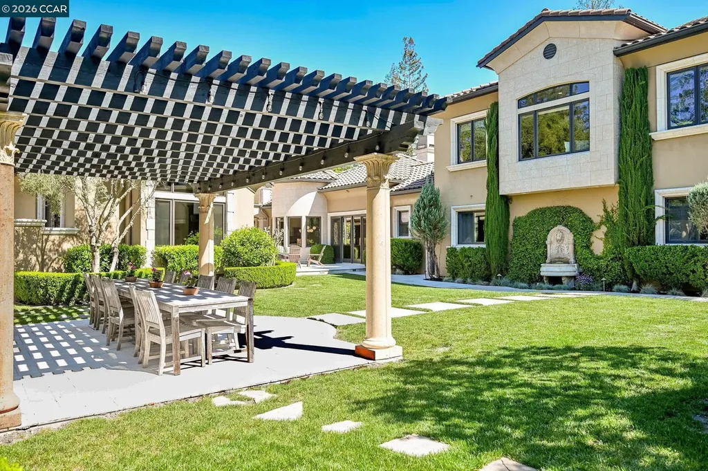 2080 Calle Los Callados Diablo CA 94528