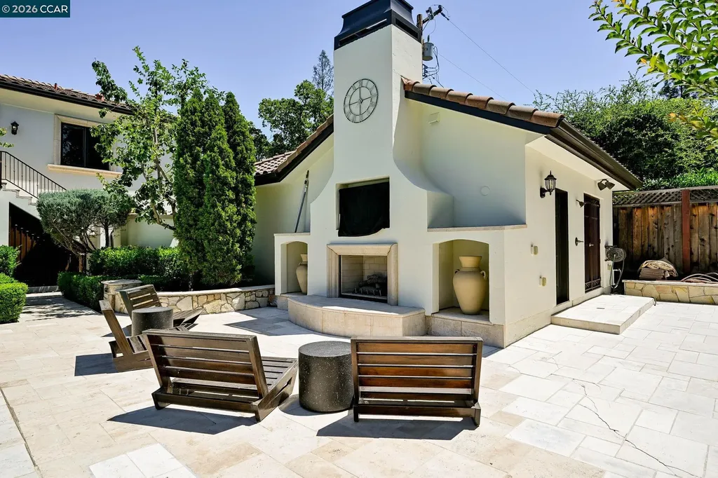 2080 Calle Los Callados Diablo CA 94528