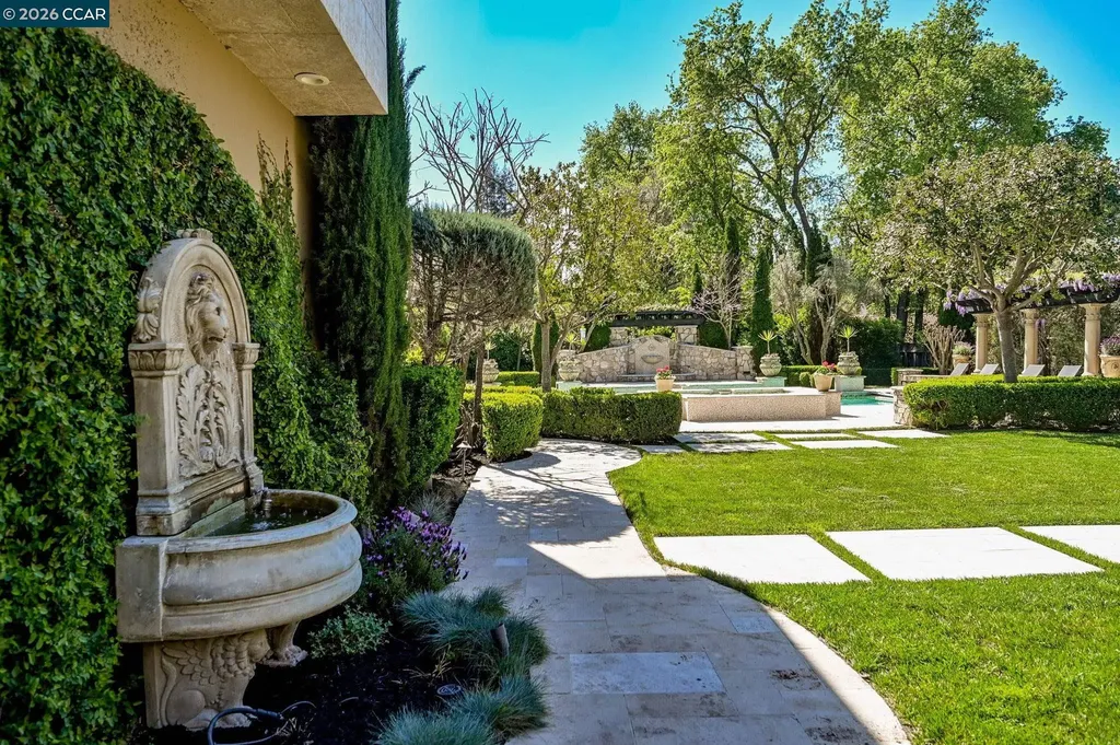 2080 Calle Los Callados Diablo CA 94528