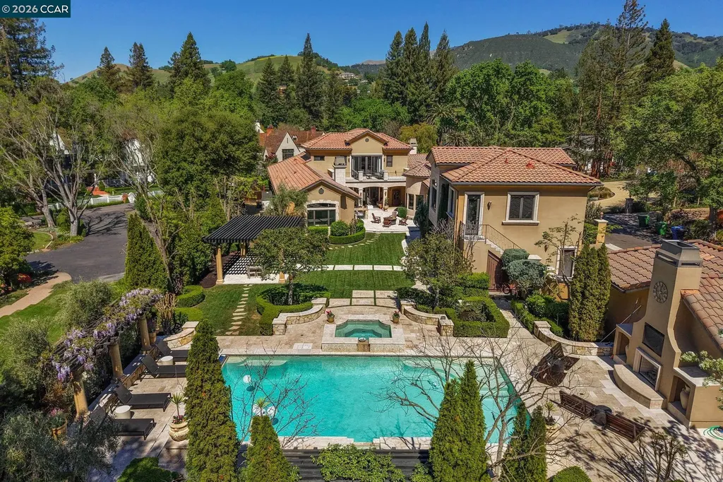 2080 Calle Los Callados Diablo CA 94528