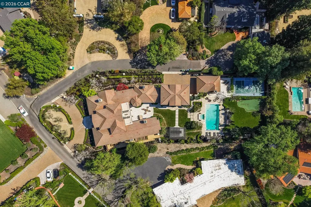 2080 Calle Los Callados Diablo CA 94528