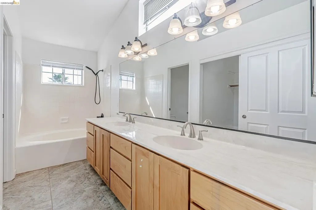 5052 Perry Way Antioch CA 94531