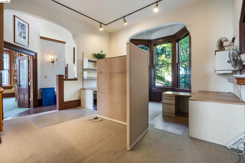 653 11th Street Oakland CA 94612