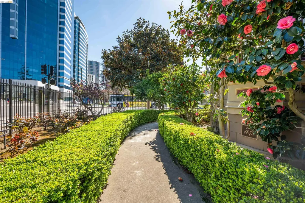 653 11th Street Oakland CA 94612