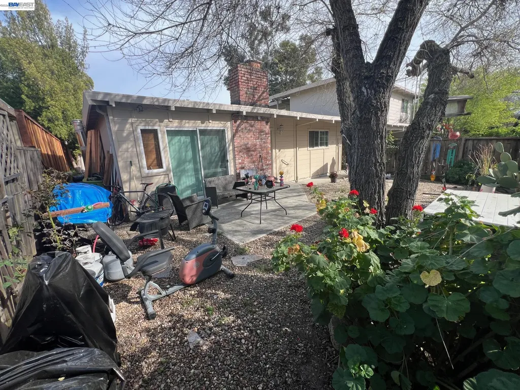 1594 Morgan Walnut Creek CA 94596
