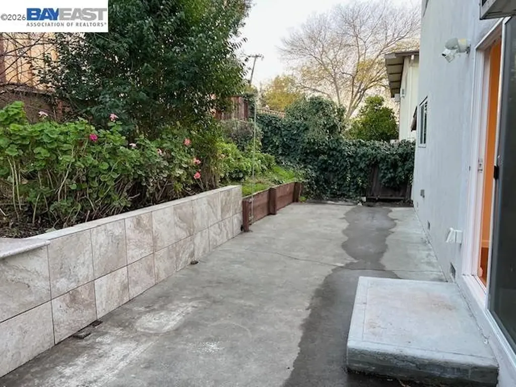 1594 Morgan Walnut Creek CA 94596