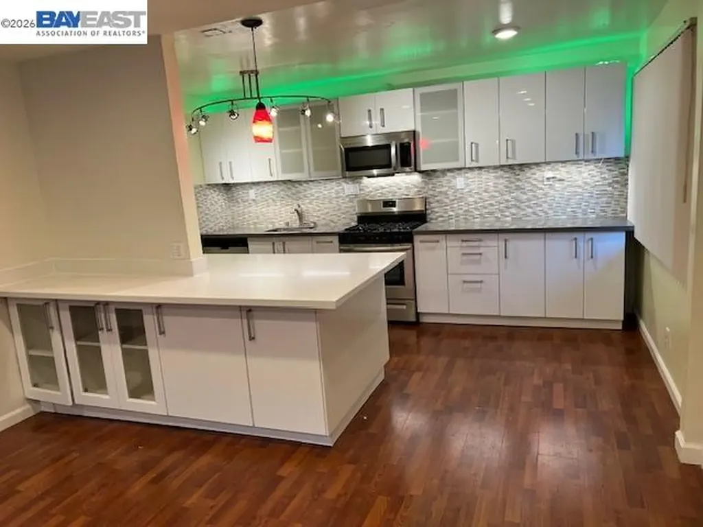 1594 Morgan Walnut Creek CA 94596