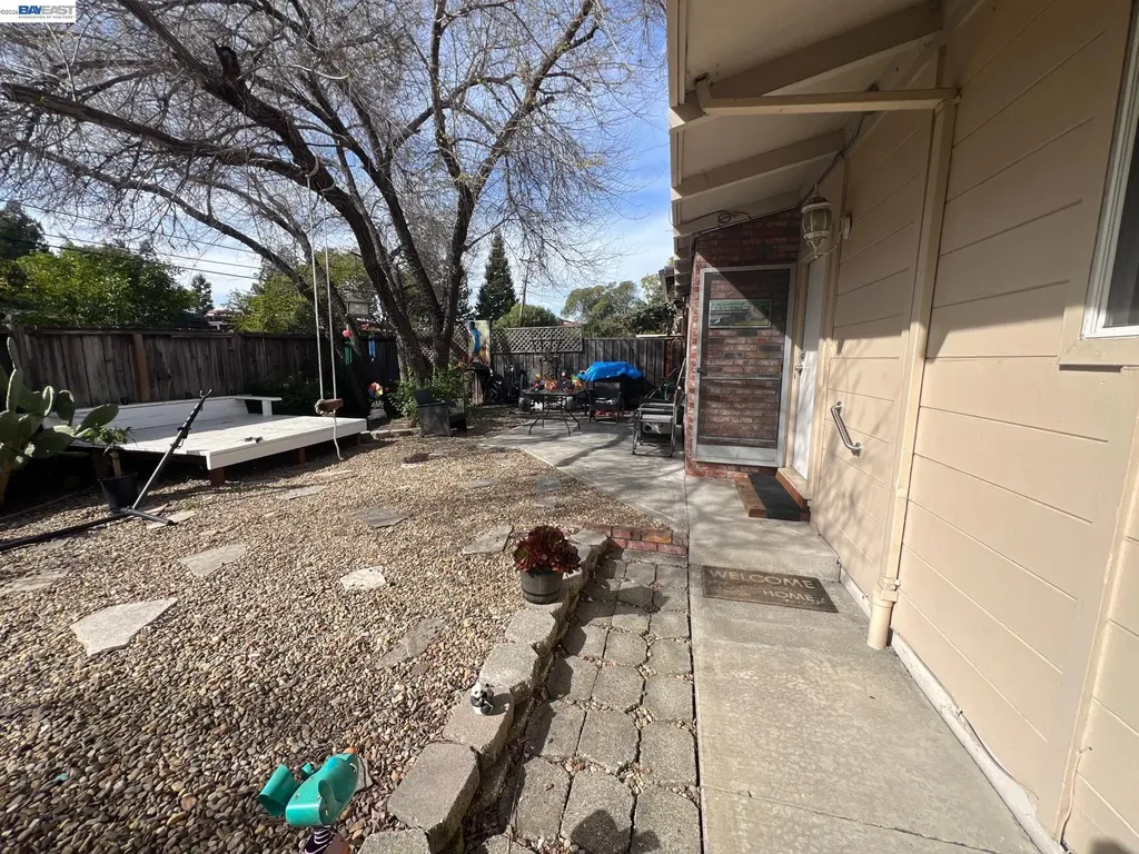 1594 Morgan Walnut Creek CA 94596