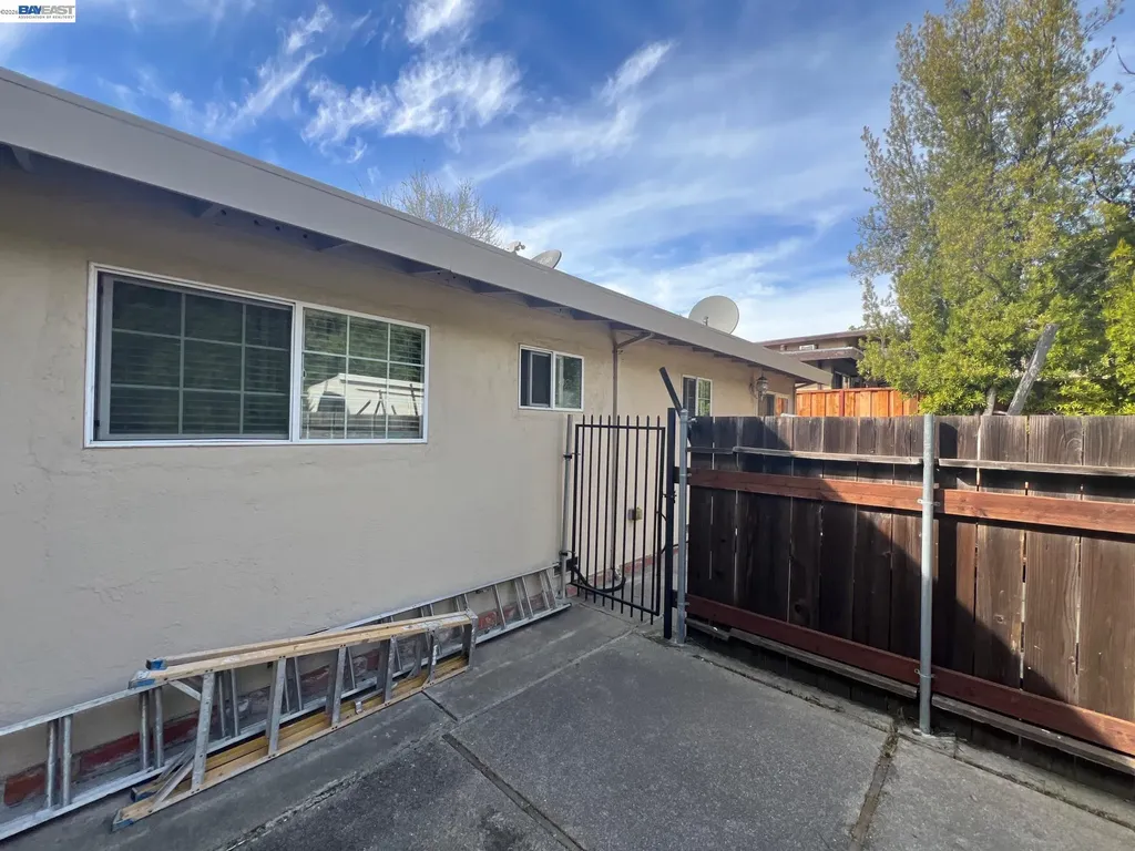 1594 Morgan Walnut Creek CA 94596