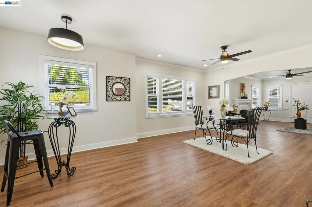 2957 73rd Avenue Oakland CA 94605