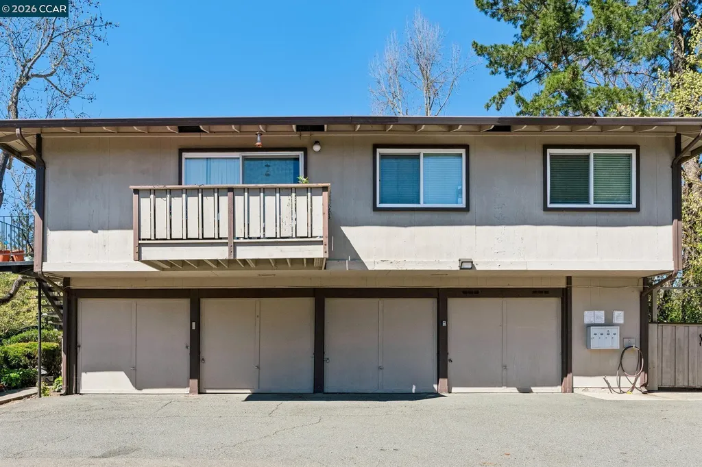 809 Villa Lane Moraga CA 94556