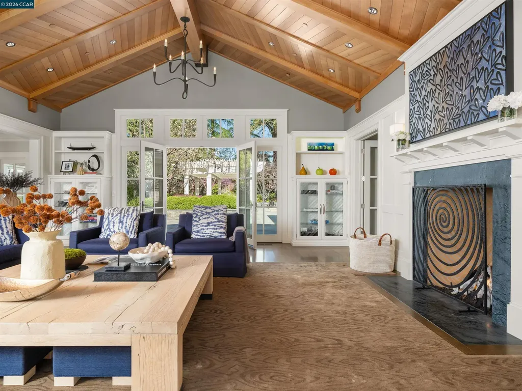 1817 Calle Arroyo Diablo CA 94528