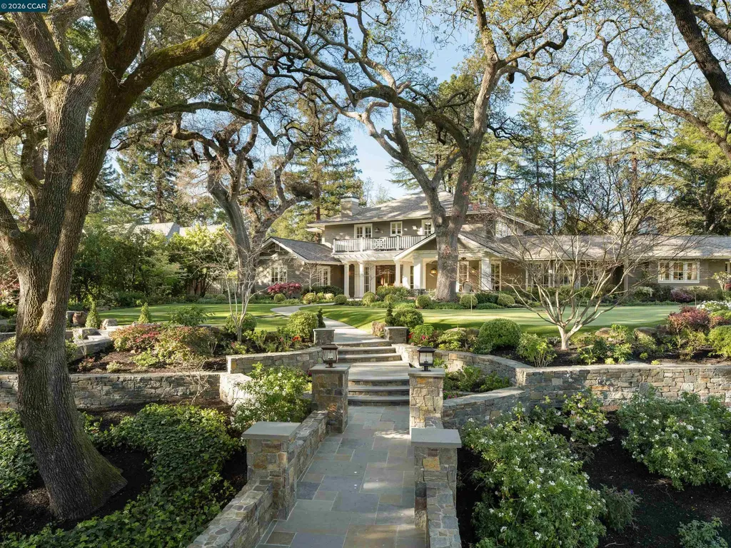 1817 Calle Arroyo Diablo CA 94528