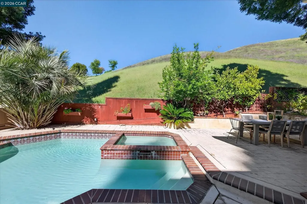 951 Redwood Drive Danville CA 94506