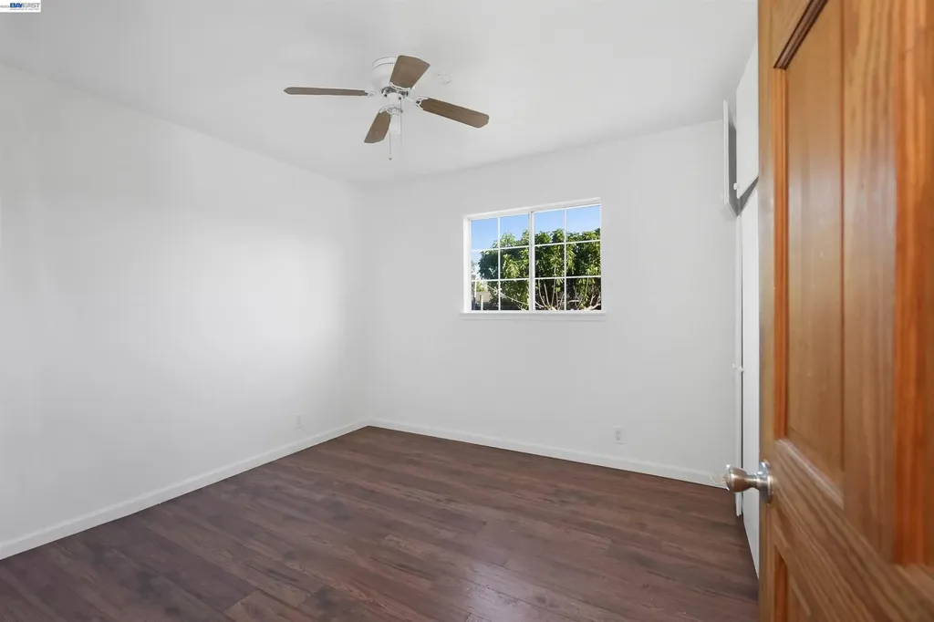 387 Tennyson Road Hayward CA 94544