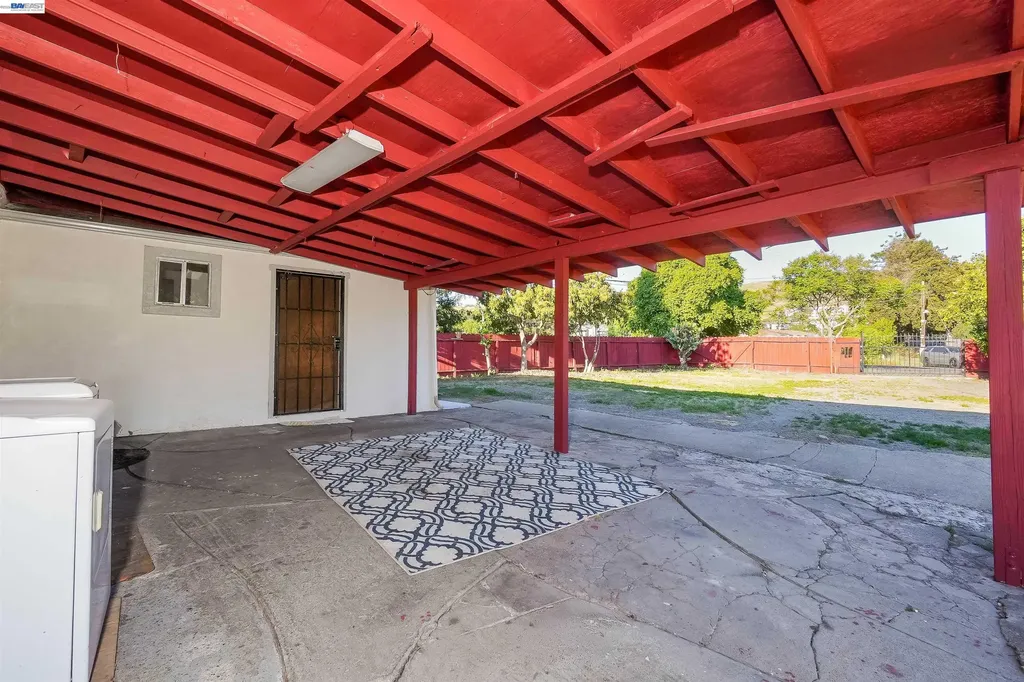 387 Tennyson Road Hayward CA 94544