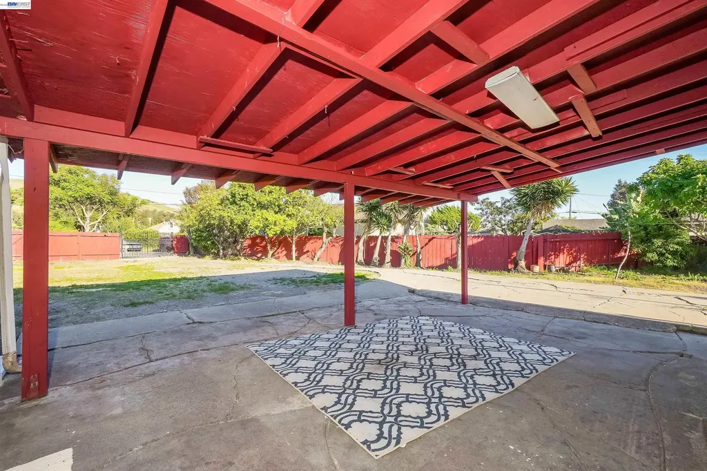 387 Tennyson Road Hayward CA 94544