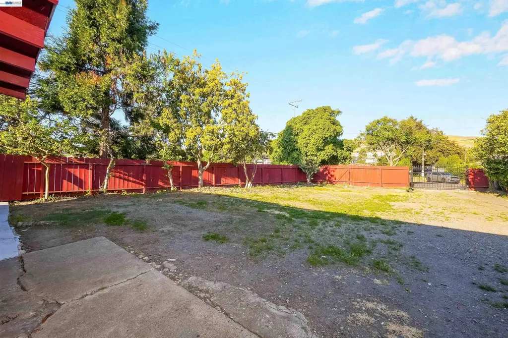 387 Tennyson Road Hayward CA 94544