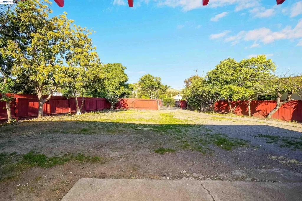 387 Tennyson Road Hayward CA 94544