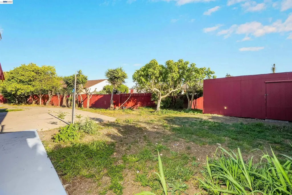 387 Tennyson Road Hayward CA 94544