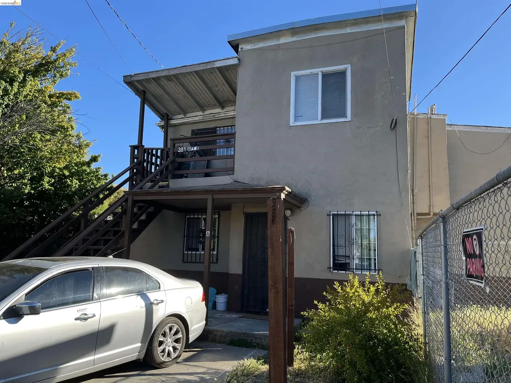 381A, 381b, 383 34th Street Richmond CA 94804