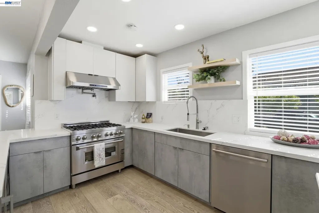 37286 3rd Street Fremont CA 94536