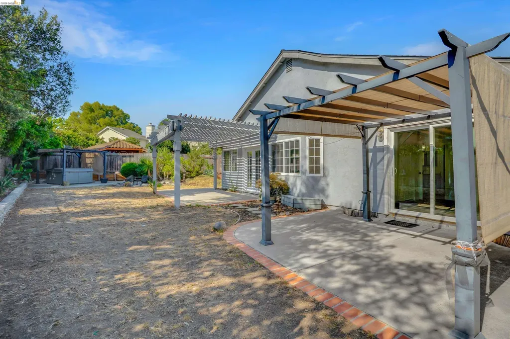 2921 Honeysuckle Circle Antioch CA 94531