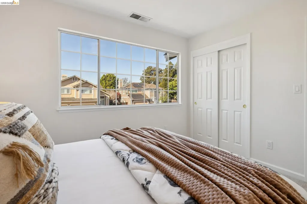 2004 Fries Court Martinez CA 94553
