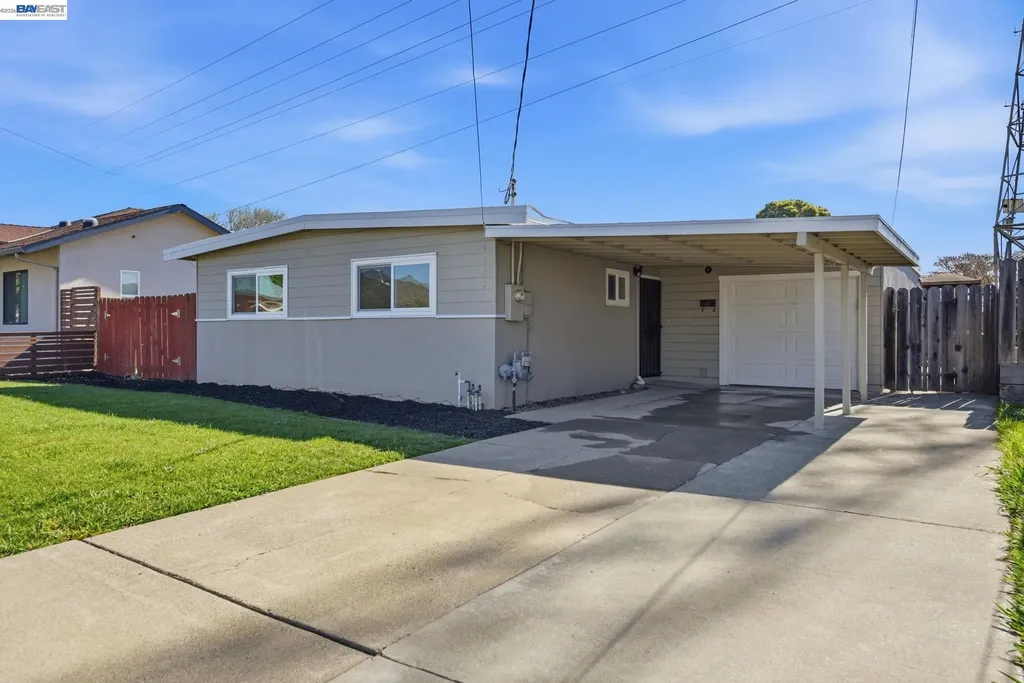 4498 Ladner Street Fremont CA 94538