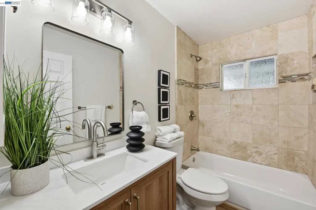 4498 Ladner Street Fremont CA 94538