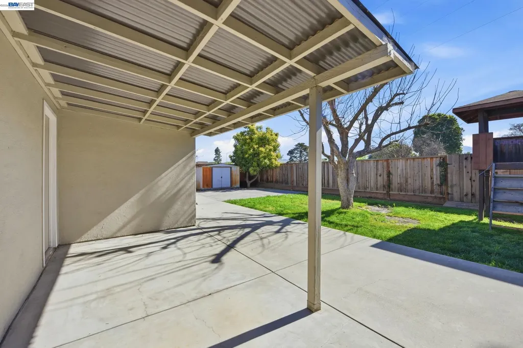 4498 Ladner Street Fremont CA 94538