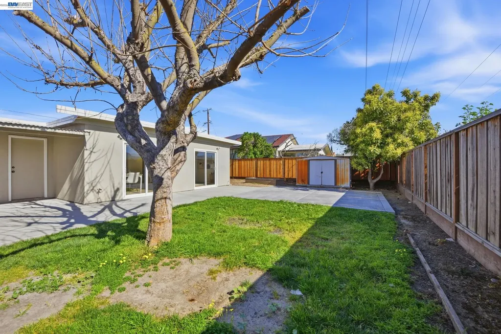 4498 Ladner Street Fremont CA 94538