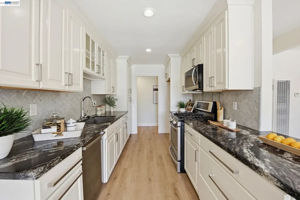 4498 Ladner Street Fremont CA 94538