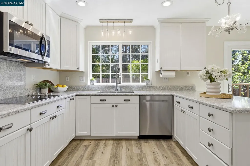 5612 Frank Place Clayton CA 94517