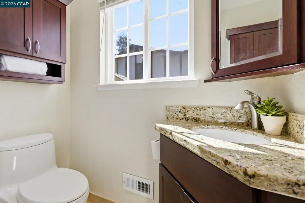 5612 Frank Place Clayton CA 94517