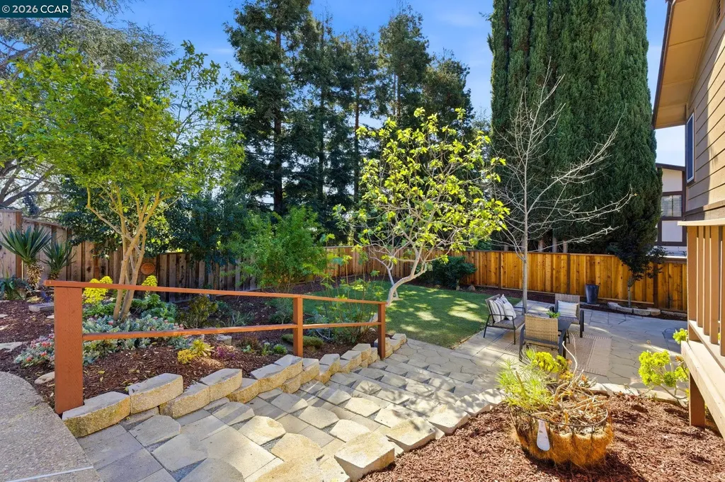 5612 Frank Place Clayton CA 94517