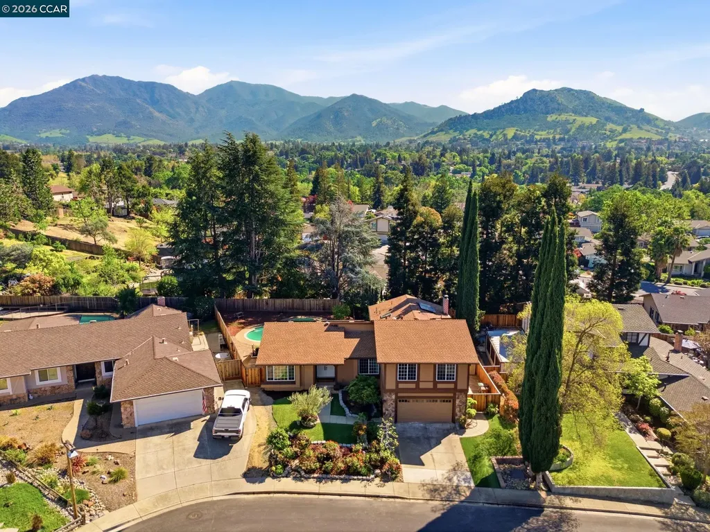 5612 Frank Place Clayton CA 94517